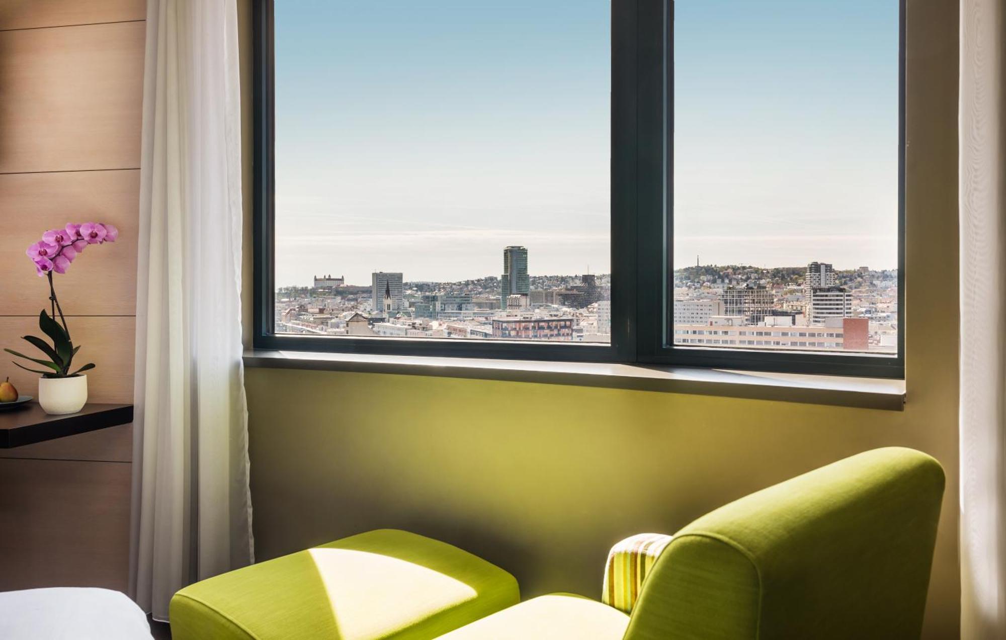 Lindner Hotel Bratislava, Part Of Jdv By Hyatt Exterior foto